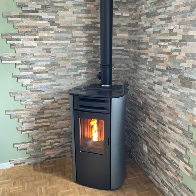 POELE GRANULES_6 800X800 | Rosé Fils Installation de pompes à chaleur et de solutions en énergies renouvelables proche de Colmar et Soultzmatt Soultz-Haut-Rhin 3